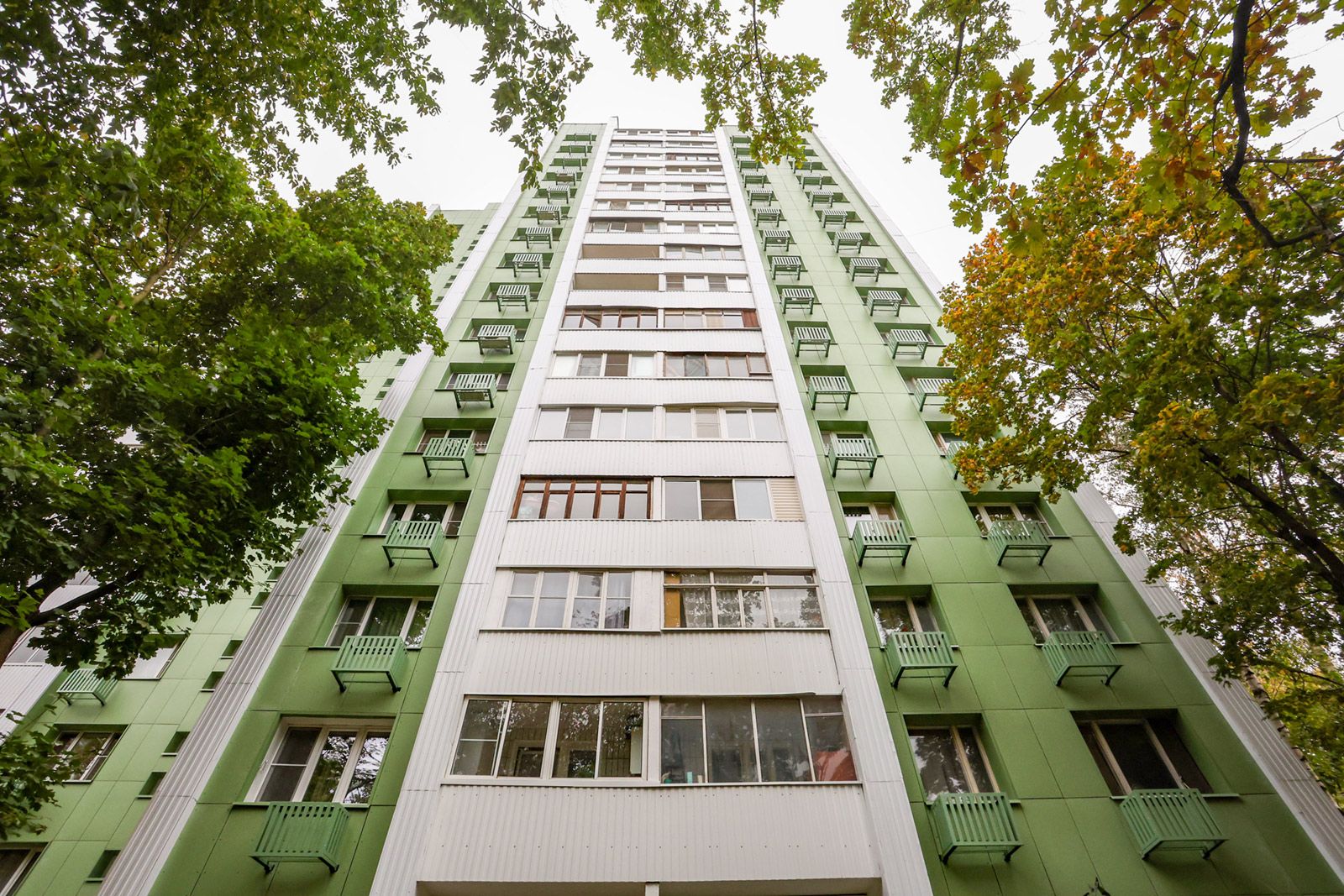 Почти 470 жилых домов в Москве обновили по программе капремонта в этом году