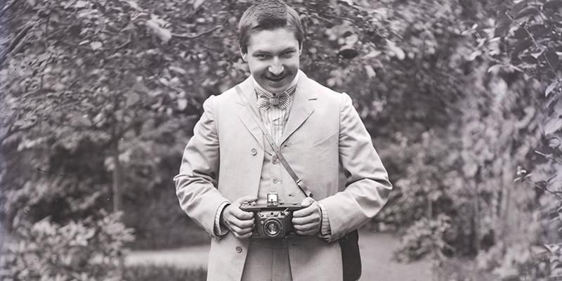 Улыбнитесь &ndash; вас снимают: Главархив рассказал об истории фотографии в Москве