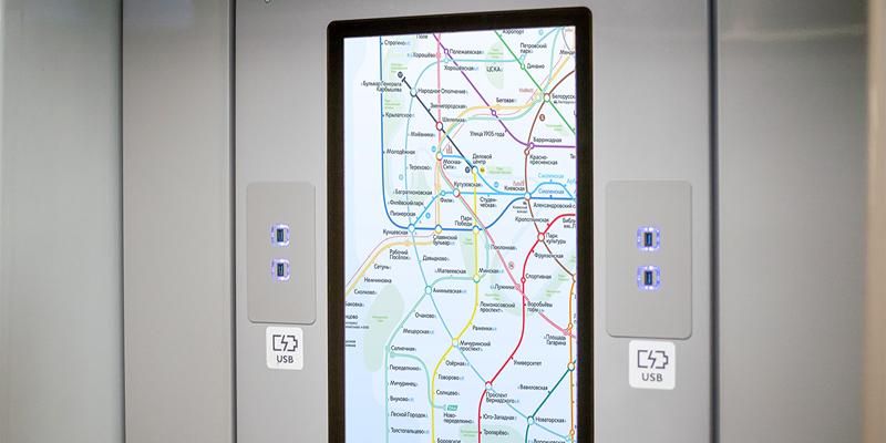 Семь тысяч цифровых экранов со схемами установлено в поездах метро Москвы