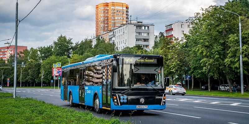 В будни пассажиры совершают более 900 тысяч поездок по магистральным маршрутам