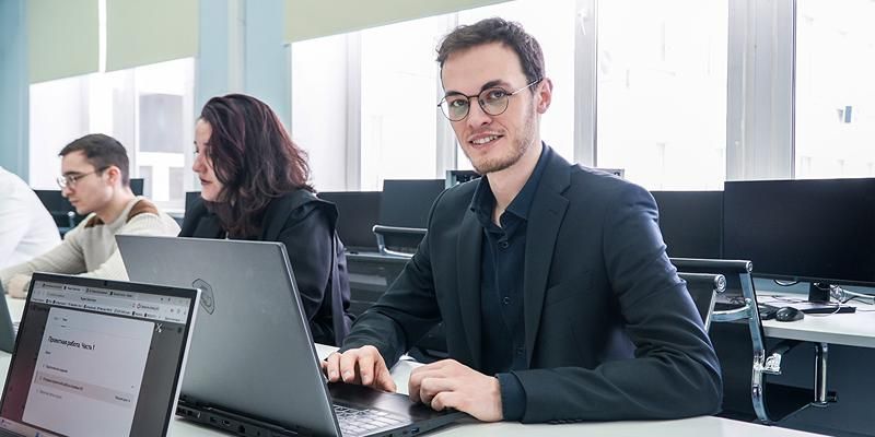 Более 4,5 тысячи педагогов колледжей Москвы освоили современные технологии и методики преподавания