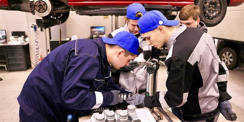 Столичные колледжи совместно с работодателями обновили образовательные программы по транспортным специальностям