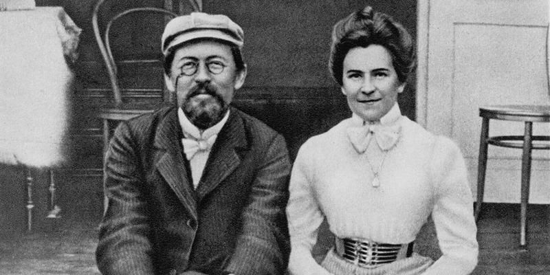 Главархив опубликовал редкие документы к 165-летию со дня рождения Антона Чехова