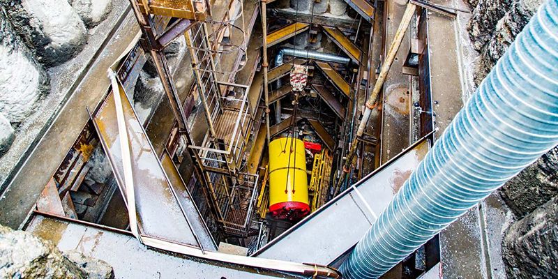 Восемь подводных газопроводов реконструировали в Москве