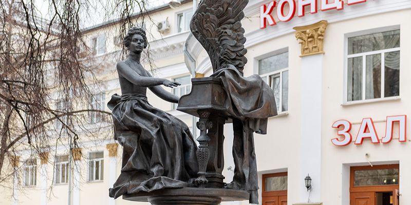 Служительницы муз и покорительницы космоса: 12 памятников выдающимся женщинам в Москве
