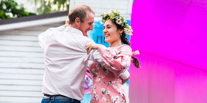 Более 180 мероприятий пройдет в День семьи, любви и верности в столичных парках и учреждениях культуры