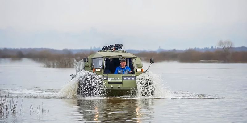 Вездеход-амфибия, передвижная эколаборатория и аэролодка: на площадке Московского урбанистического форума пройдет выставка спецтехники городских служб