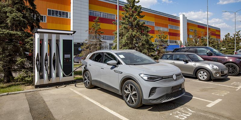 На площадках ОЭЗ «Технополис Москва» установят еще 18 зарядных станций для электромобилей