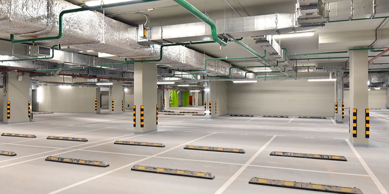 Город выставил на торги 219 парковочных мест на востоке столицы