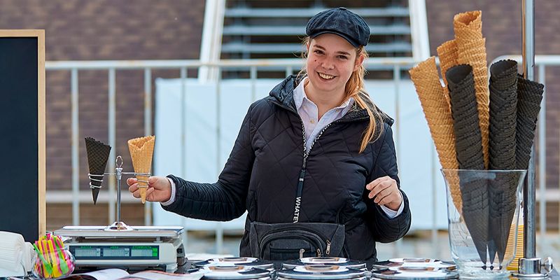 Город выставил на торги 15 нестационарных торговых объектов в парках Москвы