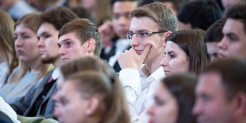 В Москве объявили победителей конкурса грантов для НКО, помогающих участникам СВО и их семьям