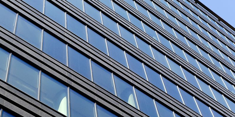 Город выставил на торги участок под офисный центр и спорткомплекс в Роговском