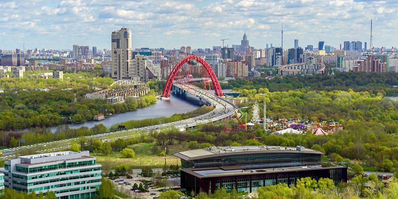 Панорамы и киноместа Москвы — за один день: на Russpass появились новые автомобильные маршруты