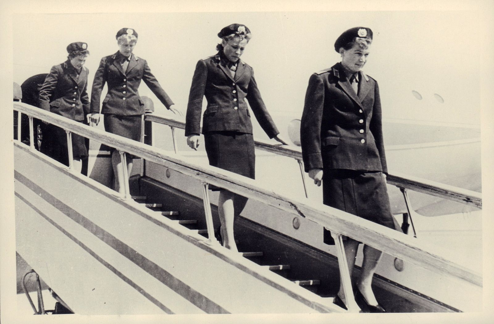 Космонавты первого женского отряда Валентина Терешкова, Жанна Еркина, Валентина Пономарева и Ирина Соловьева. 1963 год