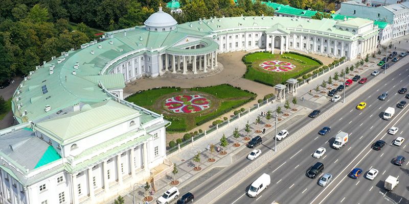 В столице отмечают 100-летие Научно-исследовательского института скорой помощи имени Н.В. Склифосовского