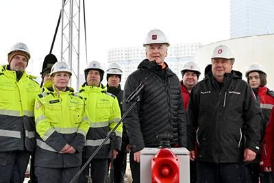 Фотография 2:  Владимир Новиков. Пресс-служба Мэра и Правительства Москвы