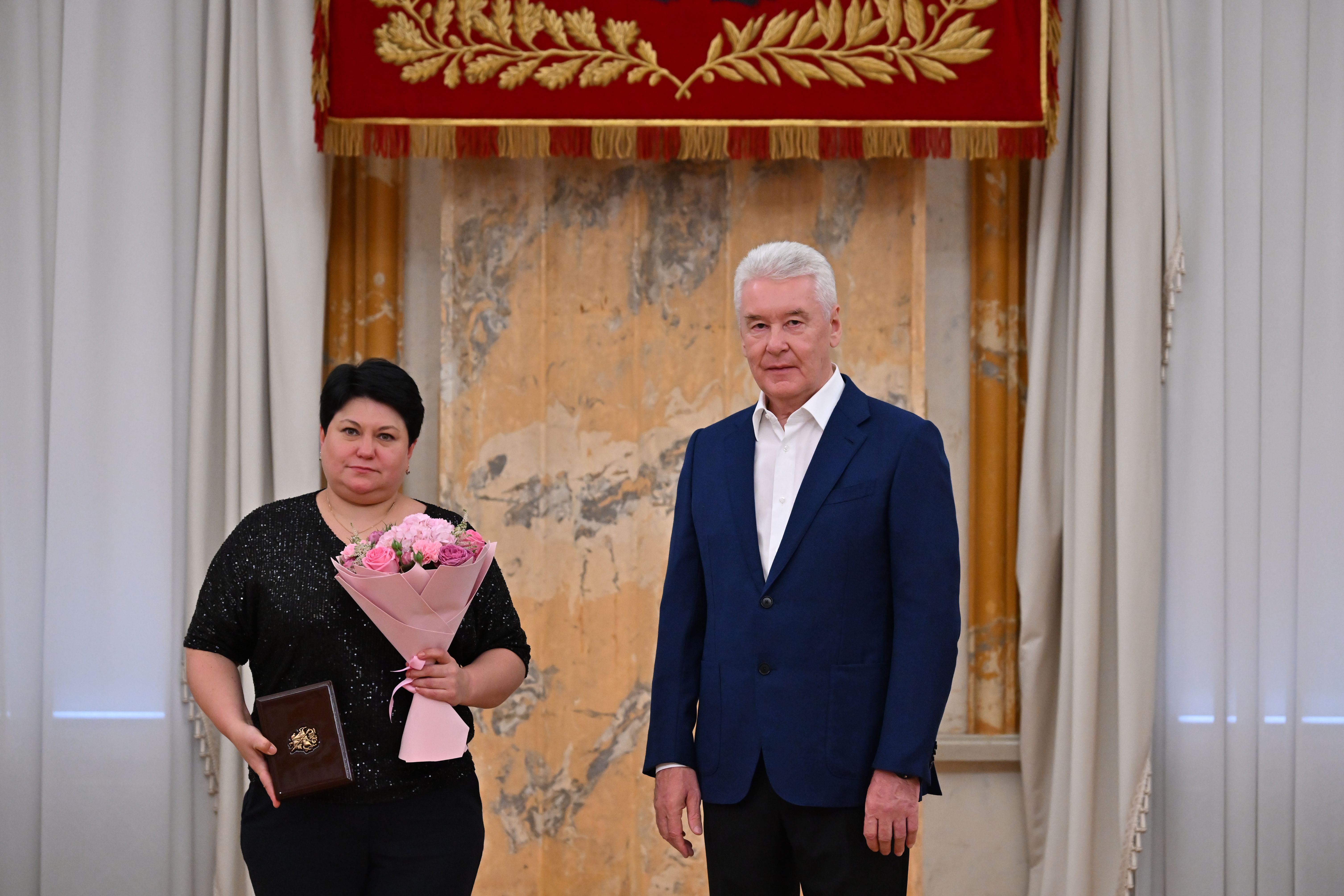 Награждение медиков Москвы, работавших в составе выездных бригад в клиниках Донбасса