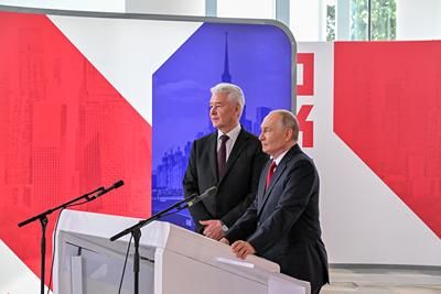Фотография 2: Владимир Новиков. Пресс-служба Мэра и Правительства Москвы