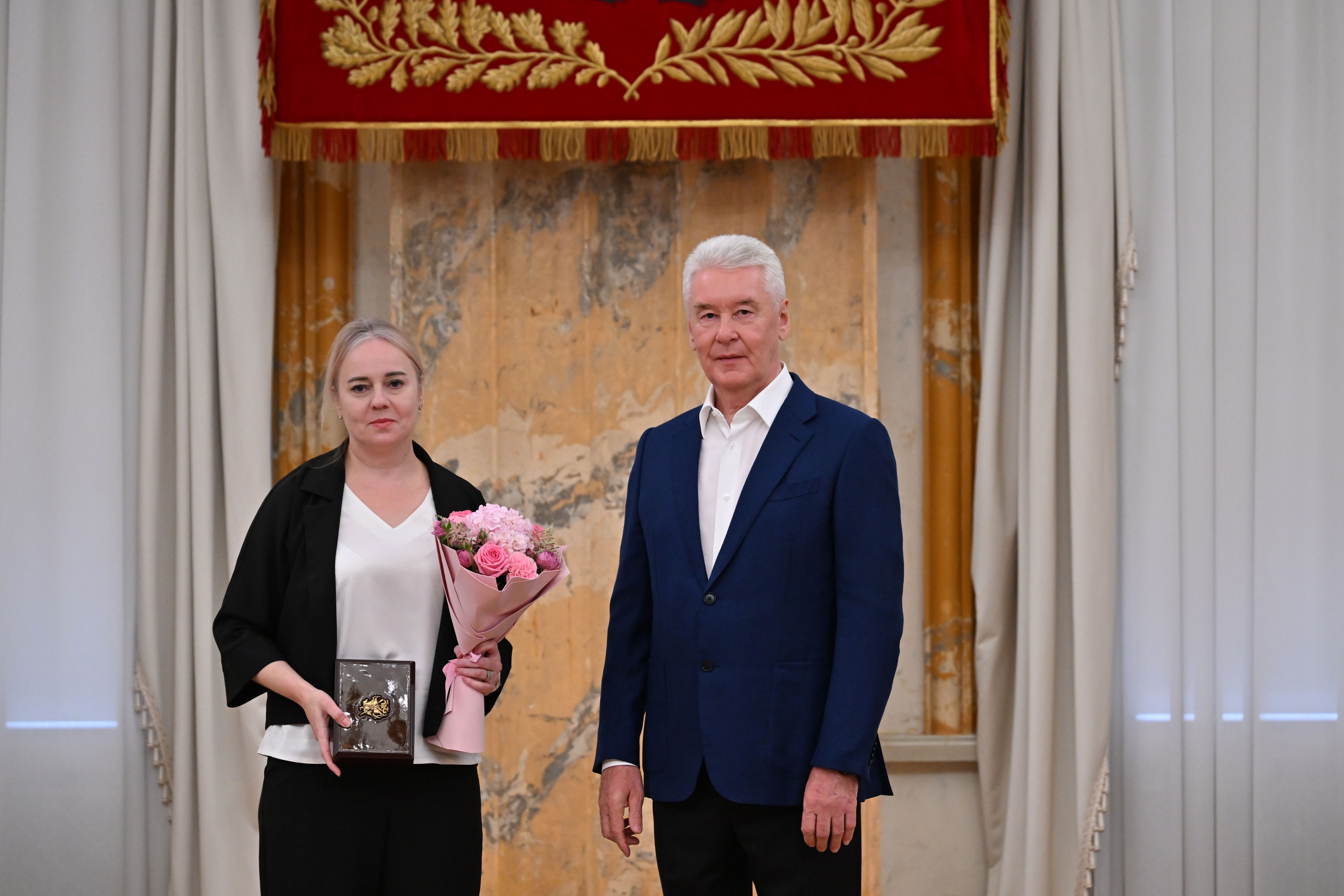 Награждение медиков Москвы, работавших в составе выездных бригад в клиниках Донбасса