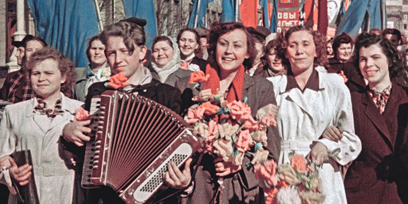 Сергей Собянин — о том, как воспоминания москвичей помогли сохранить память о майских праздниках XX века