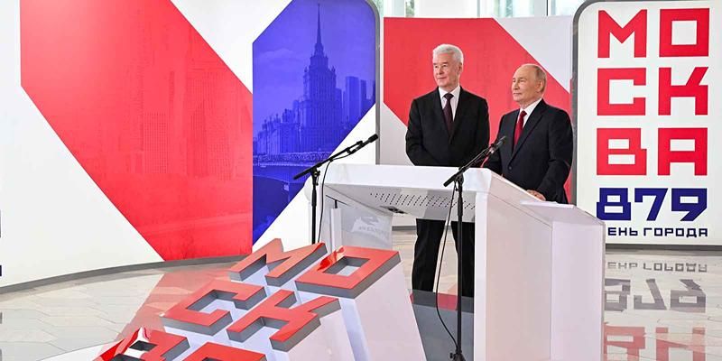 Владимир Путин и Сергей Собянин открыли первые пять станций Рублево-Архангельской линии метро