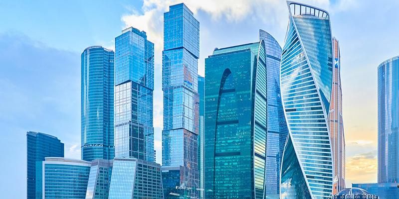 Собянин: Москва вносит вклад в реализацию наццели построения эффективной экономики