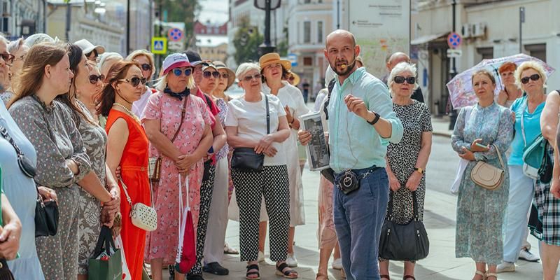 Сергей Собянин: Ведущие гиды Москвы примут участие в экскурсиях «Моего района»