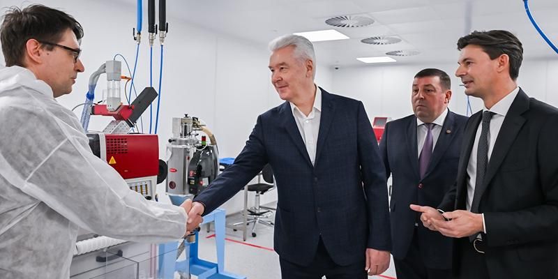 Собянин и Глыбочко открыли центр инжиниринговых разработок