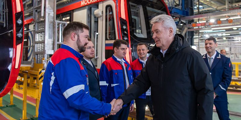 Сергей Собянин открыл электродепо «Аминьевское» БКЛ