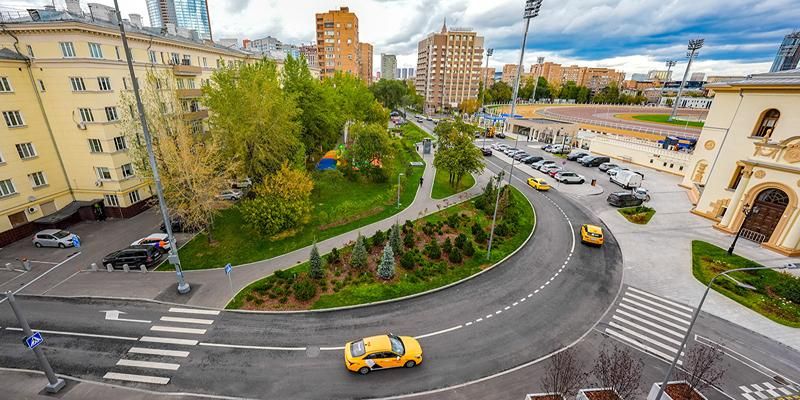 В Москве с начала года убрали под землю более 60 км воздушных проводов — Собянин