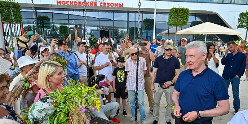 Собянин открыл новую набережную Москвы-реки в музее-заповеднике «Коломенское»