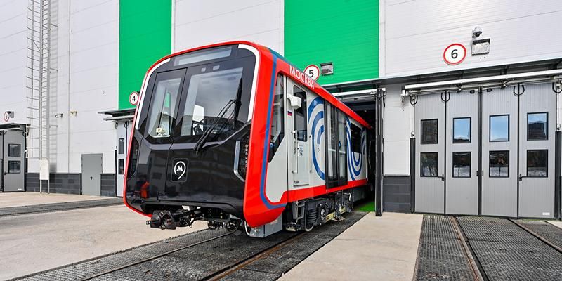 Собянин: На Замоскворецкую линию метро выйдет 40 вагонов «Москва-2026»