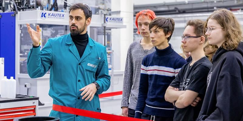 Собянин рассказал, как городские проекты помогают узнать о московской промышленности