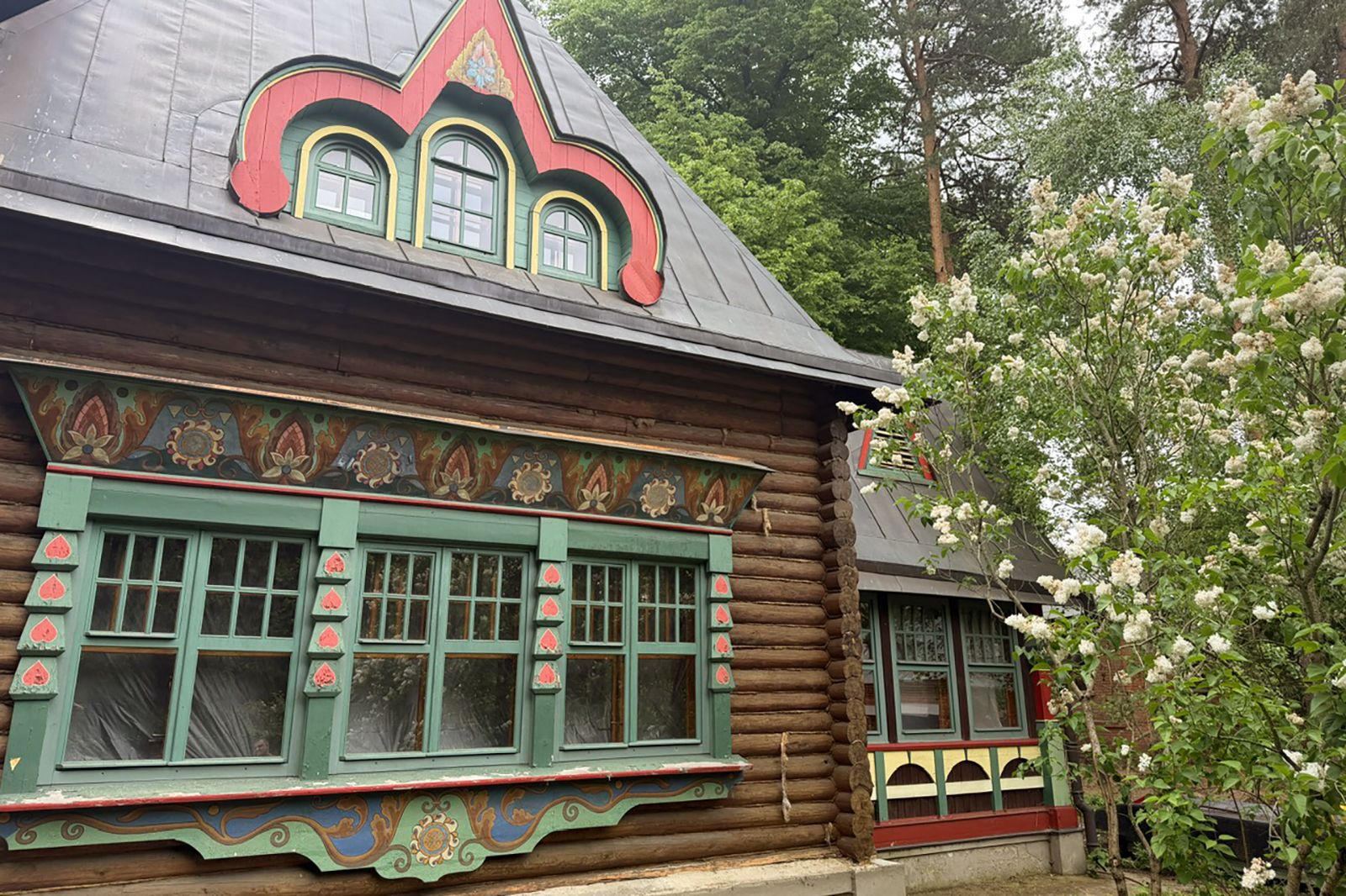 Собянин: В Ново-Переделкине началась реставрация дачи Александра Левенсона