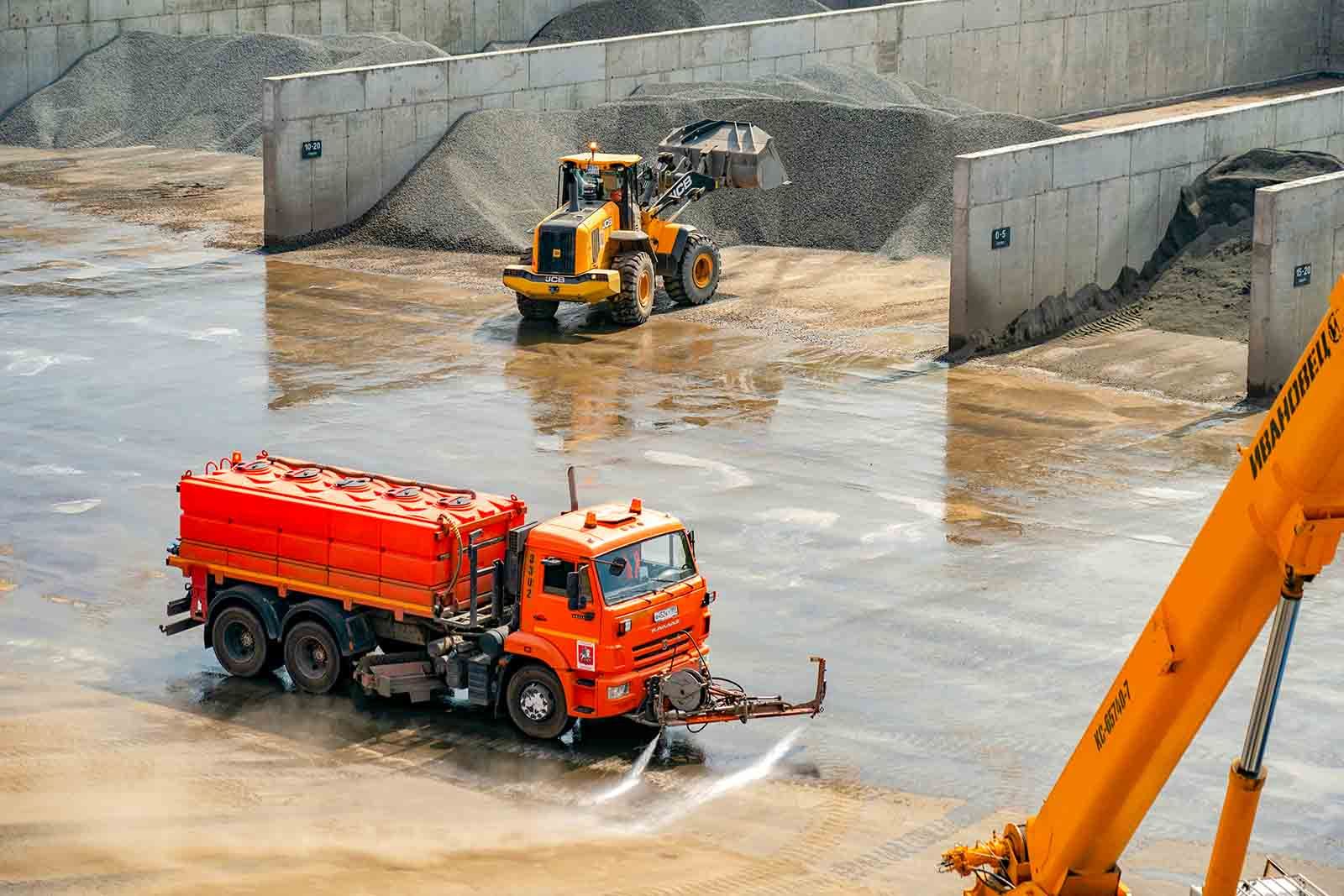 Собянин рассказал о производстве асфальтобетонных смесей в Москве