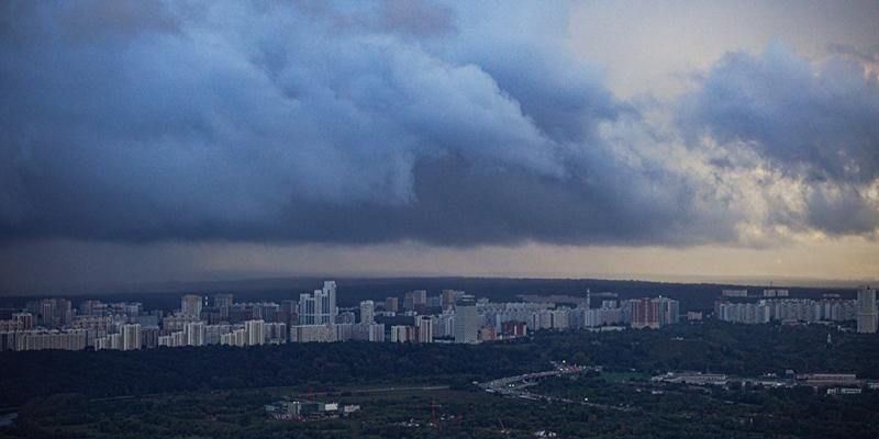 Шквалистый ветер, ливень и смерч возможны в столице 20 июня — Мэр Москвы