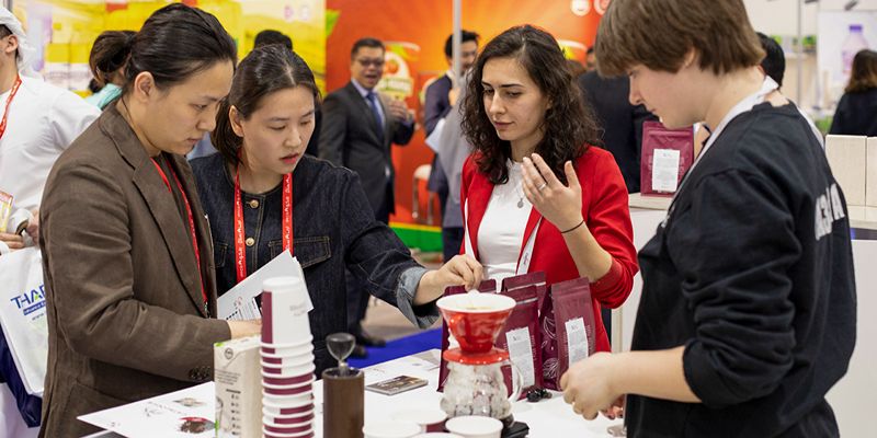 Сергей Собянин рассказал, как город помогает производителям продуктов питания осваивать иностранные рынки