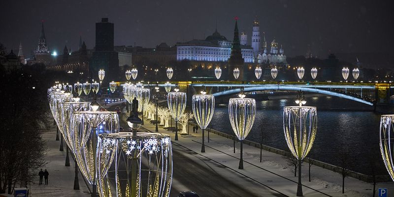 Самые эффектные панорамы ночной Москвы открываются с центральных мостов — Сергей Собянин