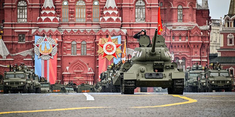 Сергей Собянин принял участие в параде Победы на Красной площади