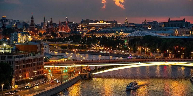 Собянин рассказал, какие объекты украсит художественная подсветка в этом году