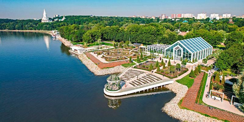 Царская набережная стала одним из самых популярных мест Москвы — Собянин