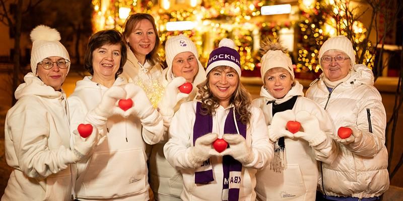 Собянин: К волонтерскому движению присоединились больше 180 тысяч москвичей