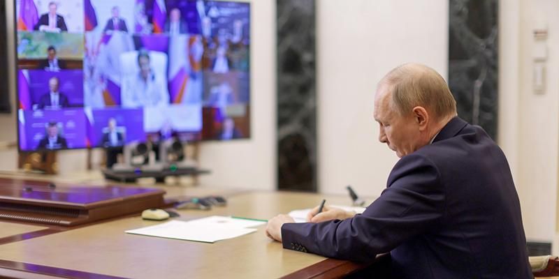 Собянин принял участие в совещании с членами Правительства России