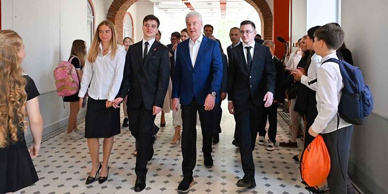 Сергей Собянин: 1 сентября в Москве открылось 100 обновленных школьных зданий