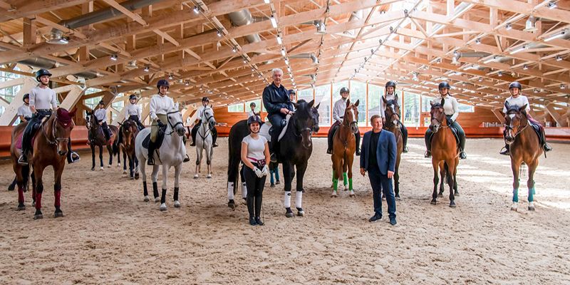 Sergei Sobyanin opens renovated Bitsa Equestrian Center