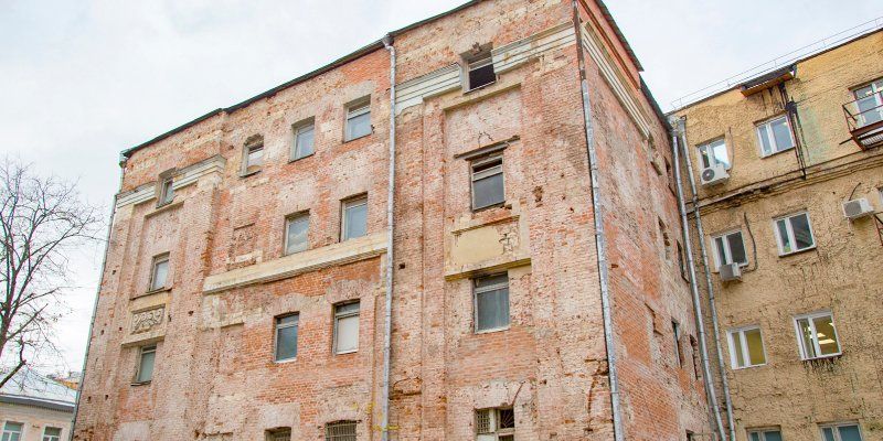 На Новой Басманной улице отреставрируют объект культурного наследия