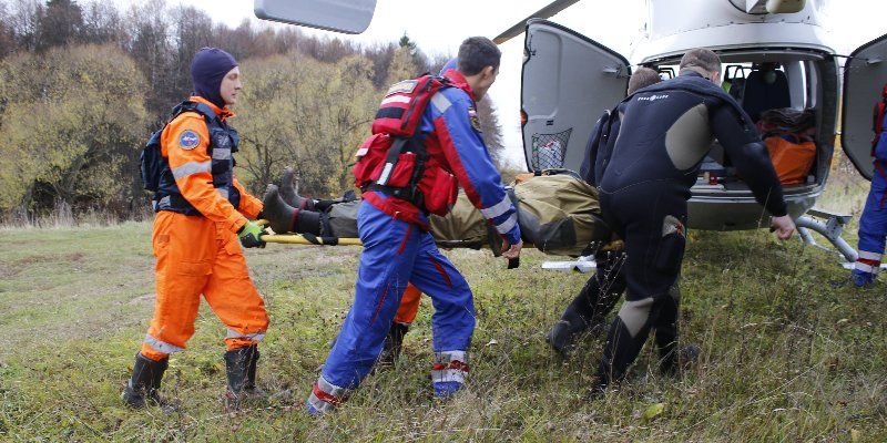 Как анестезиологи Московского авиацентра спасают людей в небе