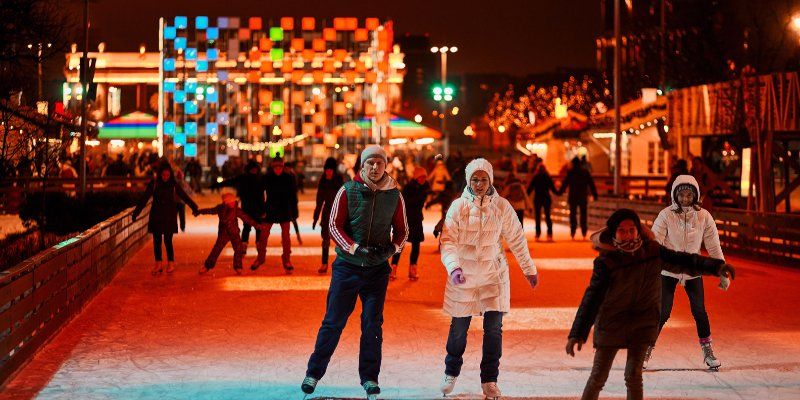 Вечерние катания и магия кино: в столице пройдёт первая «Ночь на катке»