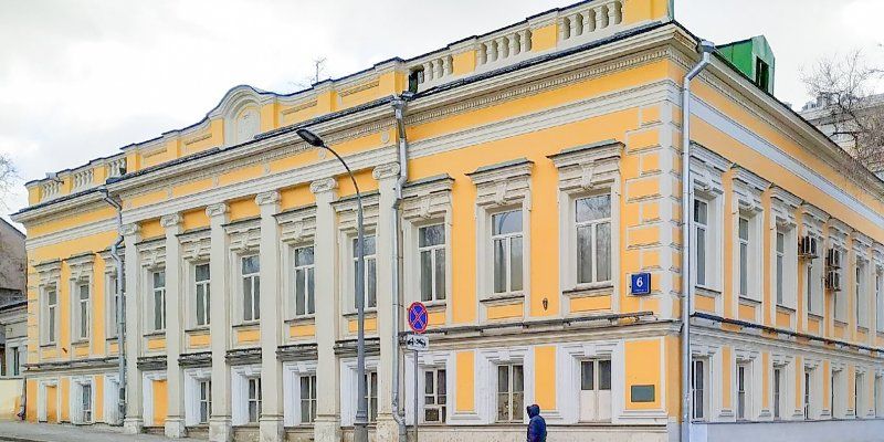 Часть усадьбы XIX века на Яузской улице выставили на городской аукцион