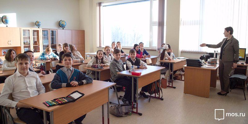 Символом электронной карты школьника стал Москвёнок